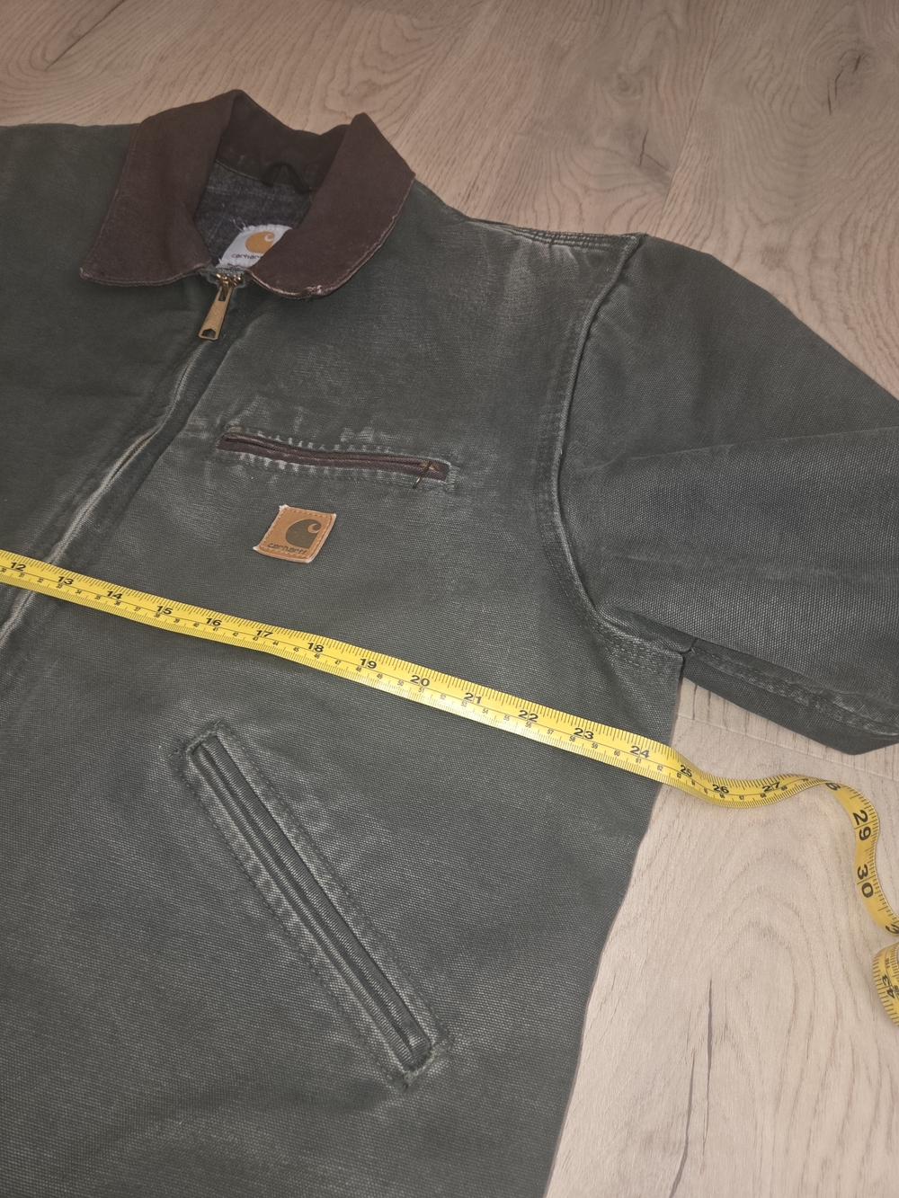 Carhartt Detroit Jacket - Picture 6 of 9